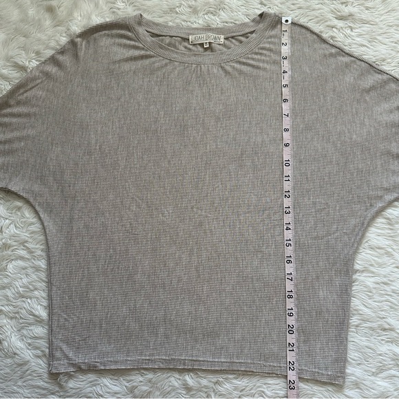 Joah Brown Top Vital Long Sleeve Ribbed Neutral Sz One Size - Picture 11 of 13